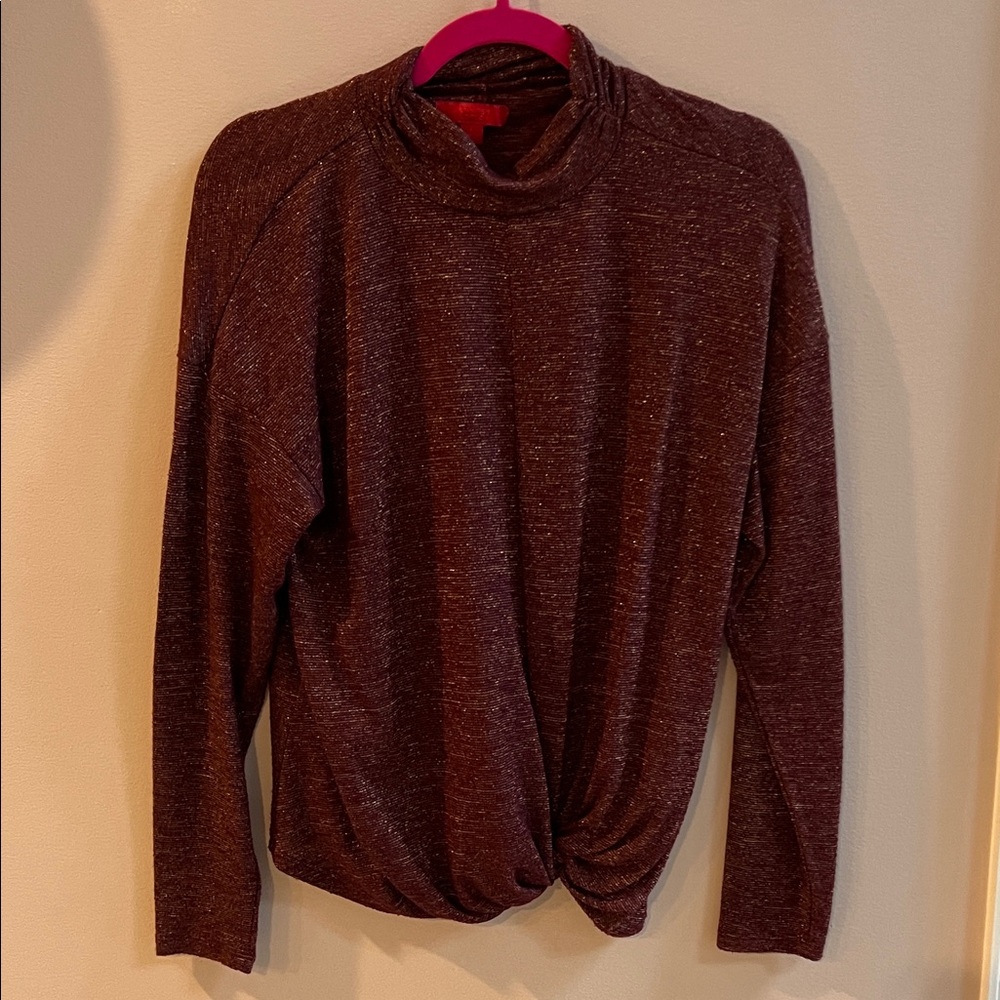 Jennifer Lopez Sparkle Twist-Front Long Sleeve Top in Rust/Cinnamon/Orange L